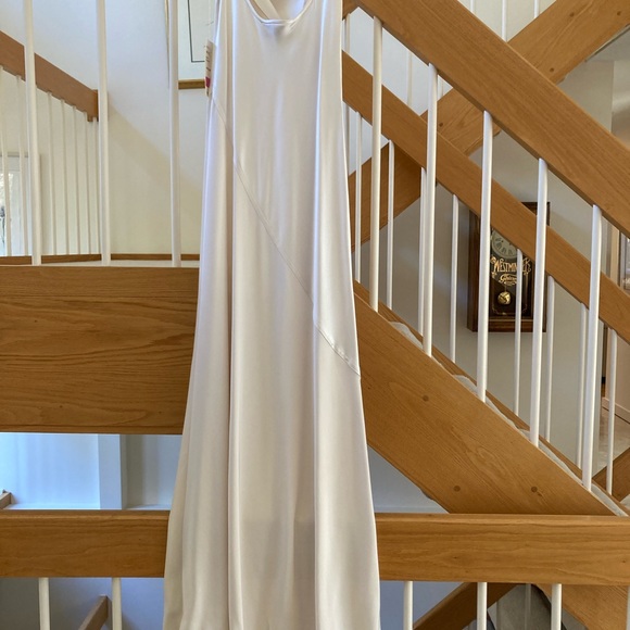 NEW WITH TAGS! BERGDORF GOODMAN TOM AND LINDA PLATT IVORY SILK DRESS - Picture 4 of 7